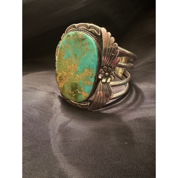 VINTAGE 70's 80's HUGE HEAVY SIGNED NAVAJO CARVED STERLING TURQUOISE CUFF - Picture 10 of 14